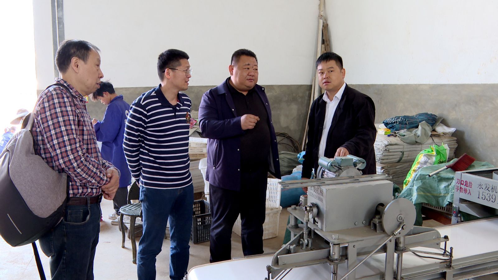 华南理工大学调研组到365平台官方_365bet平台规则_365bet400电话调研定点帮扶项目建设工作